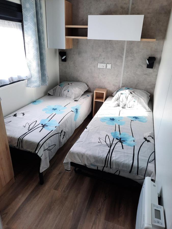 Jpp Marie Ange Proprietaire Hotel แซ็งต์-จูเลียง-อ็อง-บอร์ง ภายนอก รูปภาพ